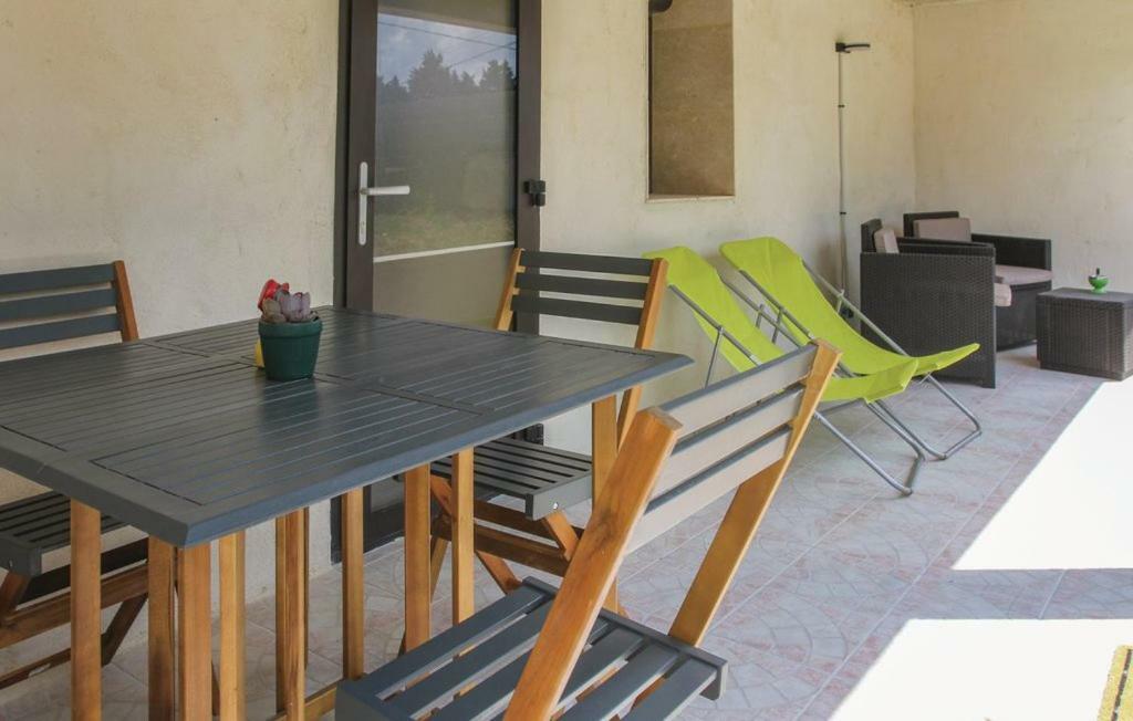 Maison 4 Etoiles Et Studio 3 Etoiles Independants Avec Piscine L'Isle-sur-la-Sorgue Ngoại thất bức ảnh